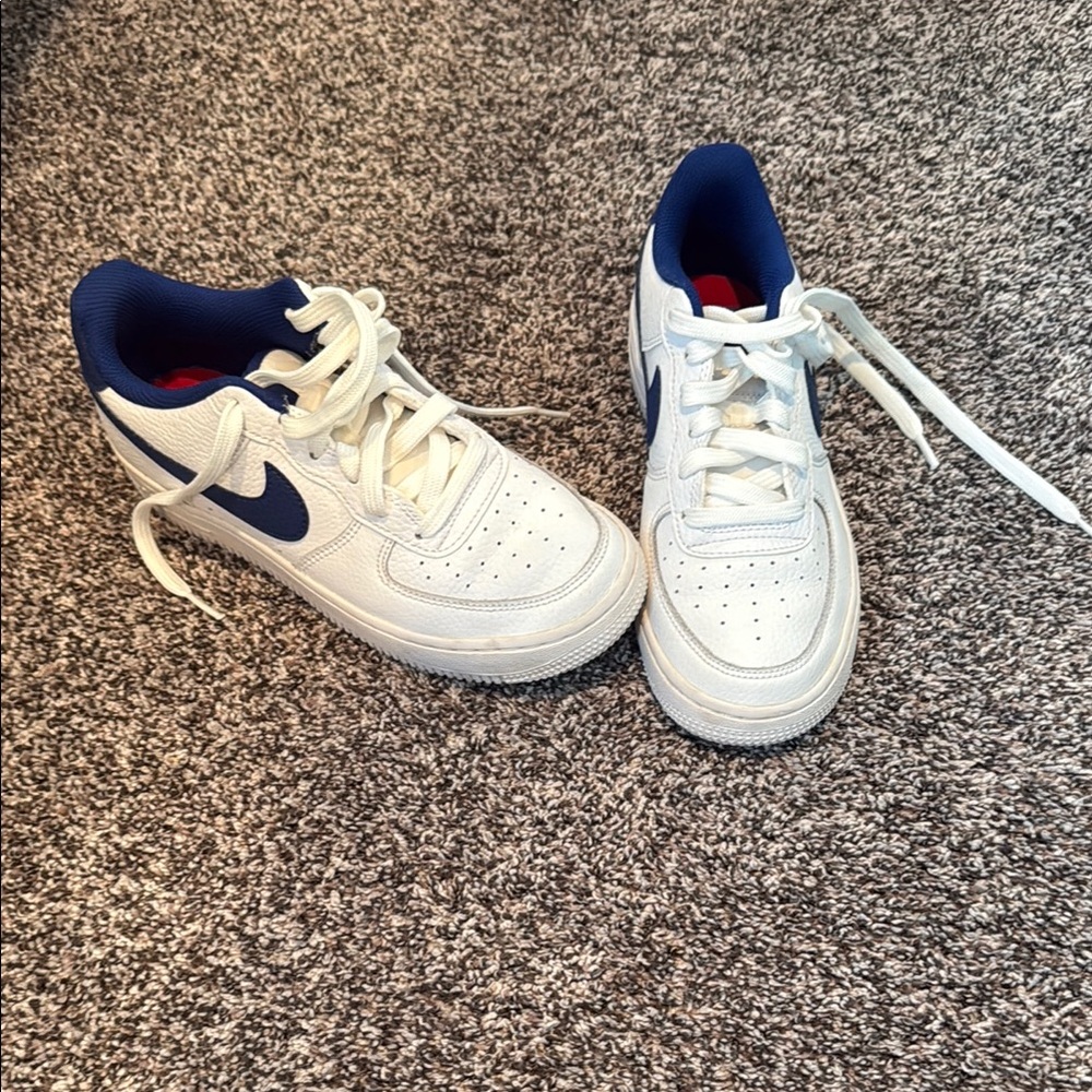 Kids White and Blue Nike
